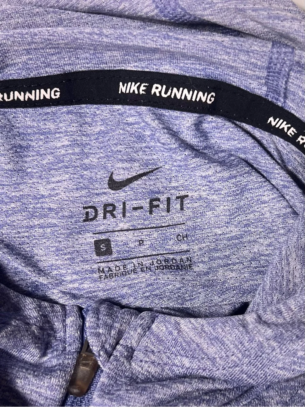 Nike Dri Fit Running Women’s Small Crop Hoodie Athletic Top Half Sleeve Blue